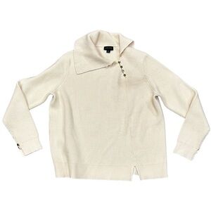Carlisle Collection Cream Ribbed Sweater XL Gold Button Detail